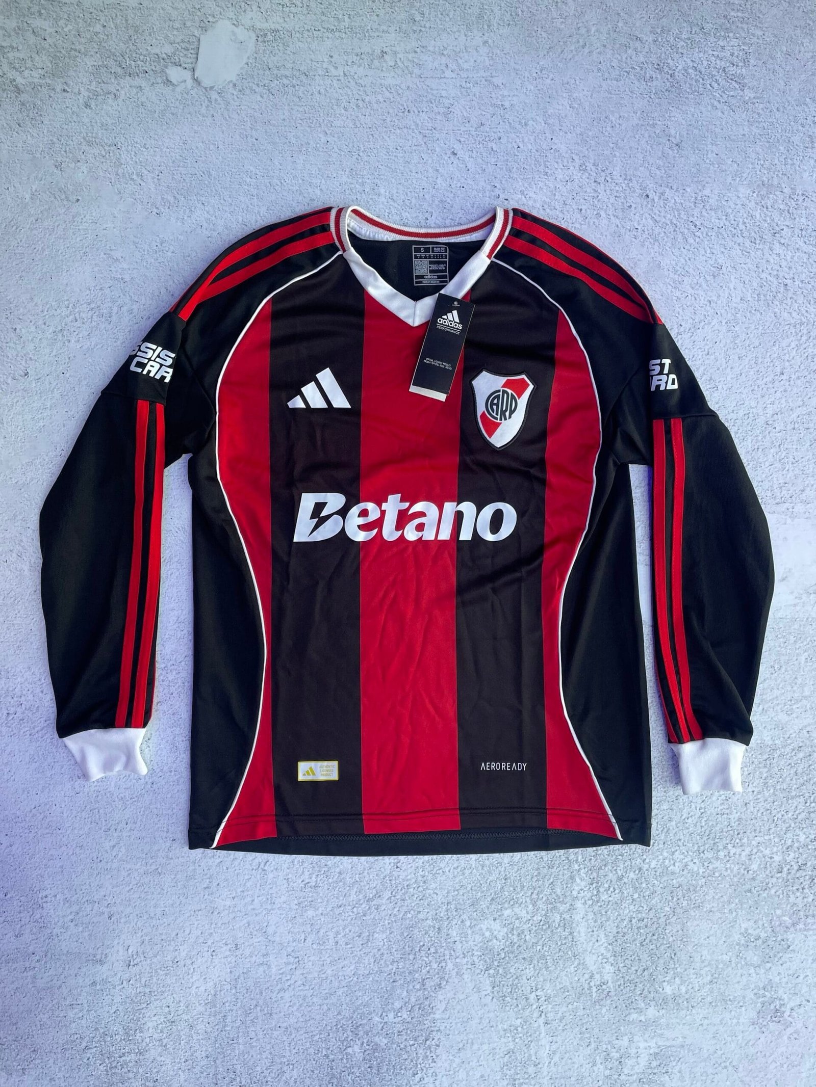 CAMISETA ALTERNATIVA RIVER PLATE 2025/26 MANGA LARGA ADIDAS