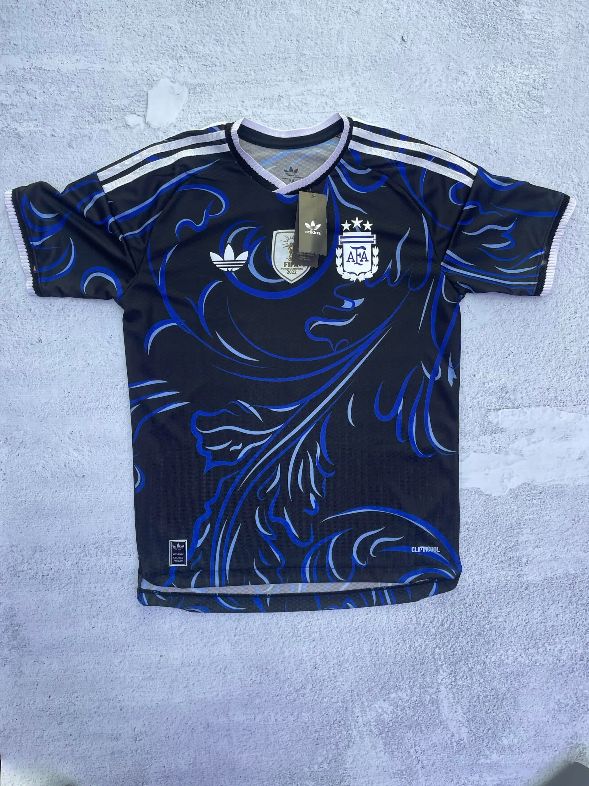 CAMISETA SELECCIÓN ARGENTINA ALTERNATIVA MUNDIAL 2026 (AZUL Y NEGRO) - Image 2