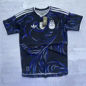 CAMISETA SELECCIÓN ARGENTINA ALTERNATIVA MUNDIAL 2026 (AZUL Y NEGRO)