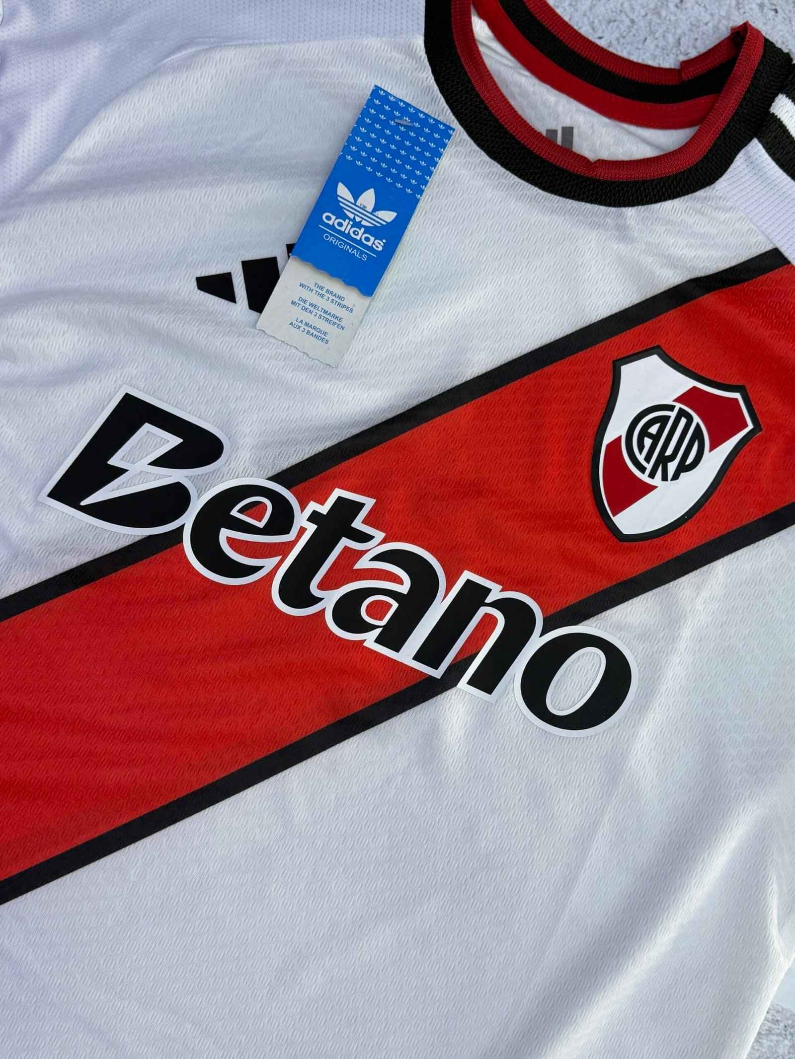 CAMISETA TITULAR RIVER PLATE 2026/27 - Imagen 3